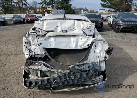 2013 Ford Fusion Se Hybrid z USA, uszkodzony, nr VIN 3FA6P0LU2DR181909